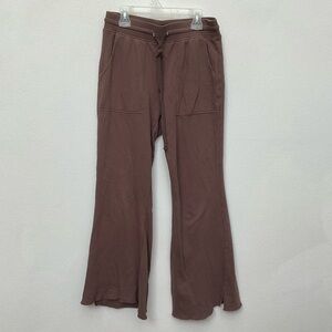 Aerie Brown Raw Hem Flare Sweatpants Size M Earthy Comfort Casual Granola